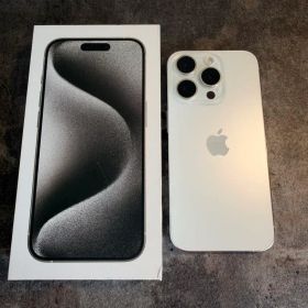 Apple iPhone 15 Pro ホワイトチタニウム 本体