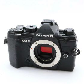 【中古】 《良品》 OLYMPUS OM-D E-M5 Mark III ボディ ブラック 【バッテリー室カバー部品交換/各部点検済】 [ デジタルカメラ ]