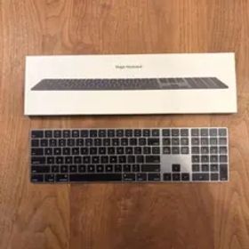 Apple Magic Keyboard US テンキー付き 黒