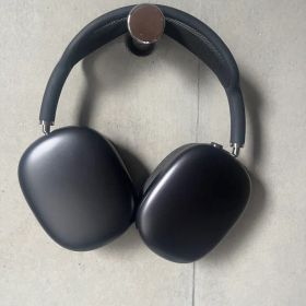 AirPods MAXスペースグレー