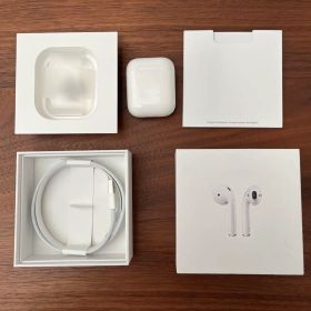 AirPods 第2世代 MV7N2J/A