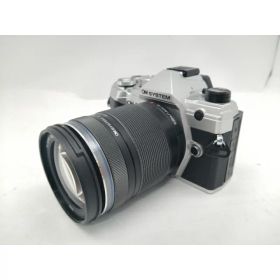 【中古】OM SYSTEM OM SYSTEM OM-5 14-150mm II レンズキット シルバー【秋葉5号】保証期間1ヶ月【ランクB】