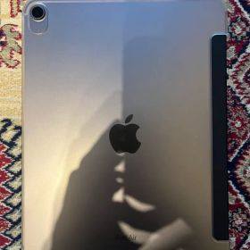 iPad Air 第5世代 64GB ブルー Wi-Fiモデル