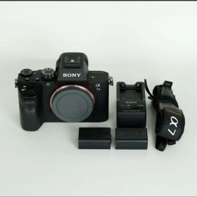 【極美品】シャッター数 981回 | SONY α7 II | ミラーレス一眼