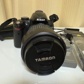 Nikon D5000 Tamron(28-300mm)レンズ付き