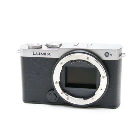 【中古】 《美品》 Panasonic LUMIX S9 ボディ DC-S9-S ダーク ダークシルバー [ デジタルカメラ ]