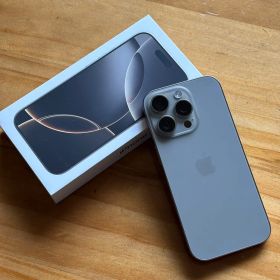 Apple iPhone 16 Pro ナチュラルチタニウム 本体