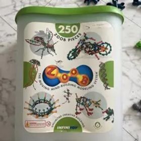 ZOOB パーツ玩具 INFINITOY