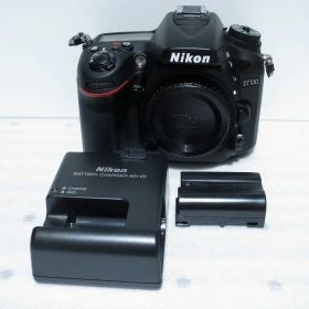 ニコン Nikon デジタル一眼レフ D7100 【中古】
