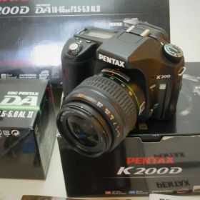 【元箱付美品】PENTAX K200D DA18-55ダブルズームキット 電池付