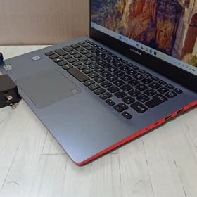 Asus Vivobook S14 S430UA 8世代i3