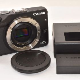 ★美品★ Canon キャノン EOS M3 ボディ ブラック ミラーレス一眼カメラ 2509037