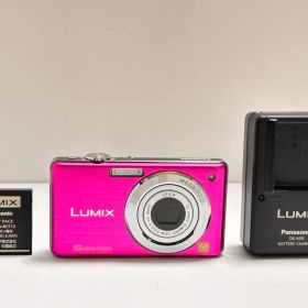 極美品 Panasonic Lumix DMC-FS7 ピンク デジタルカメラ