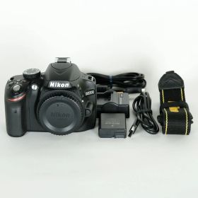 [良品｜シャッター数461回] Nikon D3200ボディ ブラック / ニコンFマウント