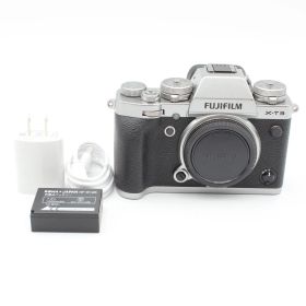 シャッター数2,024枚■極上品■ FUJIFILM ミラーレス一眼カメラ X-T3ボディ シルバー X-T3-S No.pr_1316080_20251222_34688787_0001