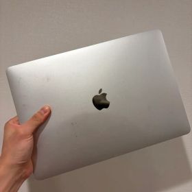 Apple MacBook Air シルバー 2020年式