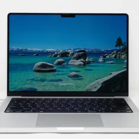 Apple MacBook Pro 14インチ M1 Pro / M1 Max (2021) 新品¥111,000