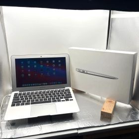 【美品】MacBookAir 11インチ Mid2014 US メモリ8g