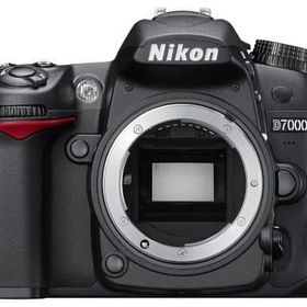 Nikon デジタル一眼レフカメラ D7000 ボディ 1620万画素 [D7000] カメラ