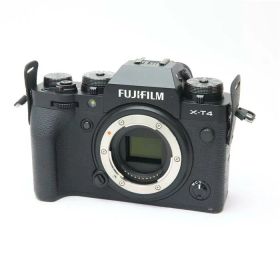 【中古】 《並品》 FUJIFILM X-T4 ボディ ブラック 【ヒンジビス液晶部品交換/各部点検済】 [ デジタルカメラ ]
