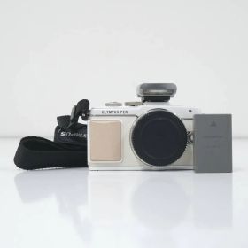 OLYMPUS PEN Lite E-PL7 ミラーレス一眼カメラ ボディ USED品 オリンパス マイクロフォーサーズ フラッシュ付属 ホワイト 完動品 X9078