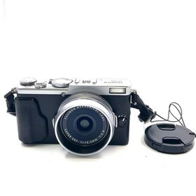 フジフイルム(富士フイルム)の【全額返金保証】【最速発送】FUJIFILM コンパクトデジタルカメラ X70 [シルバー] 美品 動作確認済(コンパクトデジタルカメラ)