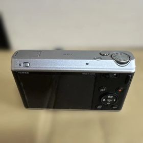 富士フイルム XF1 コンパクトデジタル フジフイルム