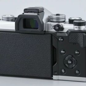 【中古】OM SYSTEM オーエム システム OM-3 シルバー 12-45mm f/4.0 PRO レンズキット シャッター回数僅少