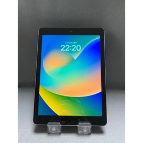 アップル(Apple)の美品 国内版 WiFi版 iPad 第5世代 128GB スペースグレー色(タブレット)