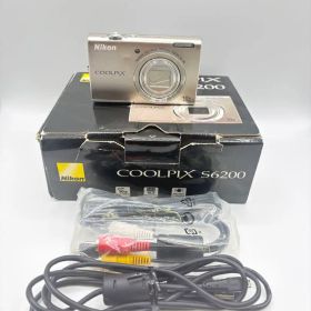 Nikon COOLPIX S6200 コンデジ