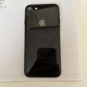 iPhone７ 128GB SIMロックなし