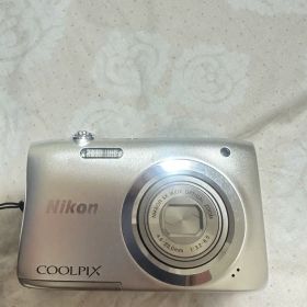 Nikon COOLPIX A100 コンパクトデジタルカメラ