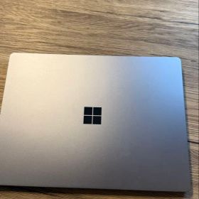 Surface Laptop Go 2