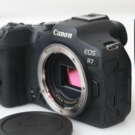 【中古】【お買い得品】キヤノン EOS R7 ボディ CA01-M5547-2P2A Canon RFマウント APS-C 5軸手ブレ補正 EVF 中古