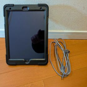 【美品】iPad 第9世代 Wi-fiモデル 64GB タブレット