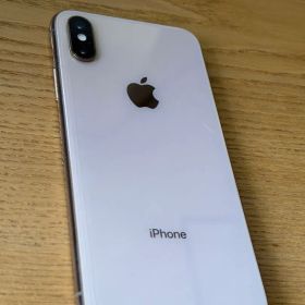 Apple iPhone Xs ゴールド 本体