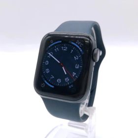 【15635】アップル Apple Watch SE 40mm GPSモデル