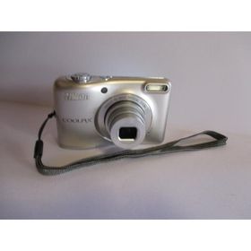 Nikon デジタルカメラ COOLPIX L30 5倍ズーム 2005万画素 乾電池タイプ シルバー L30SL