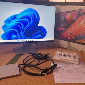 DELL S2721Q 27インチ 4K モニター 本体