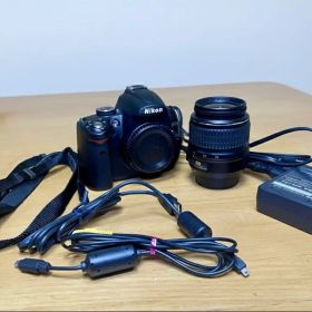 Nikon D5000 デジタル一眼レフカメラ