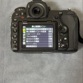 ニコン D500 ラバー部分艶引け軽度クラック、値下げ依頼より気持ち値引き可❗️