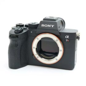 【中古】 《良品》 SONY α7RIV ボディ ILCE-7RM4 [ デジタルカメラ ]
