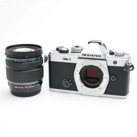 【中古】 《良品》 OM SYSTEM OM-3 12-45mm F4.0 PRO レンズキット シルバー [ デジタルカメラ ]