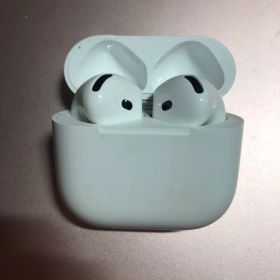 Apple AirPods 第4世代 アクティブノイズキャンセリングなし