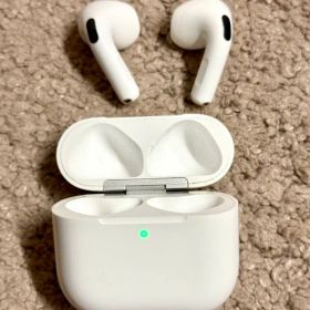 Apple AirPods 第4世代ノイズキャンセリング付きなし 送料込み 本体