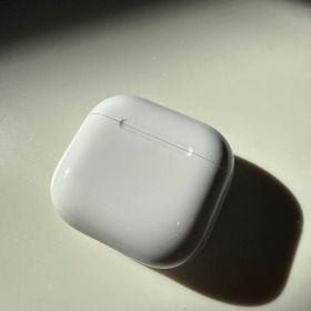 AirPods4 本体 ホワイト