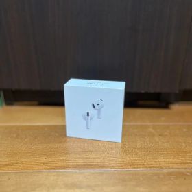 Apple AirPods 4 ノイズキャンセリング搭載