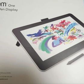 Wacom One Creative Pen Display 本体