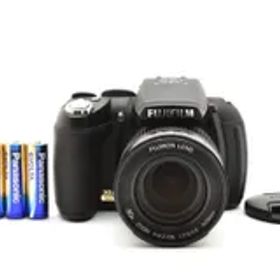 196 FUJIFILM FINEPIX HS10