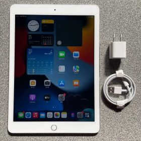 送無料F18 iPad Air 第2世代 シルバー 16GB Wi-Fi